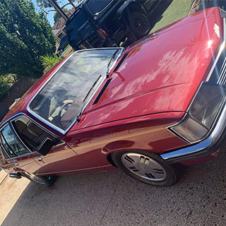 Maurice’s Holden VH SLE Commodore